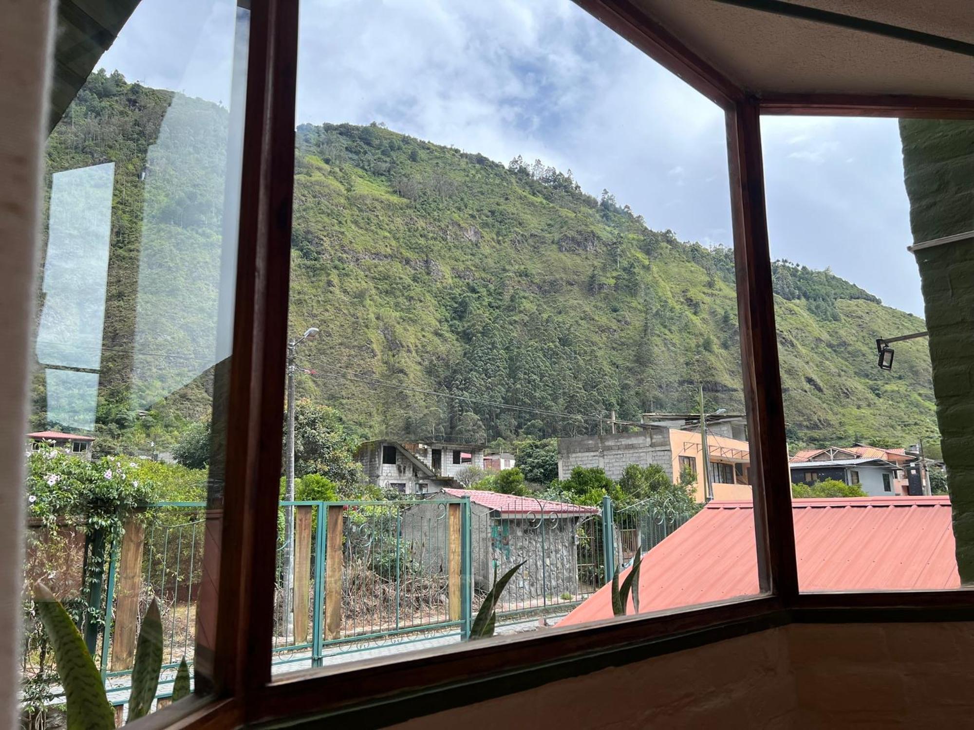 La Casa Verde Eco Guest House Баньос Номер фото