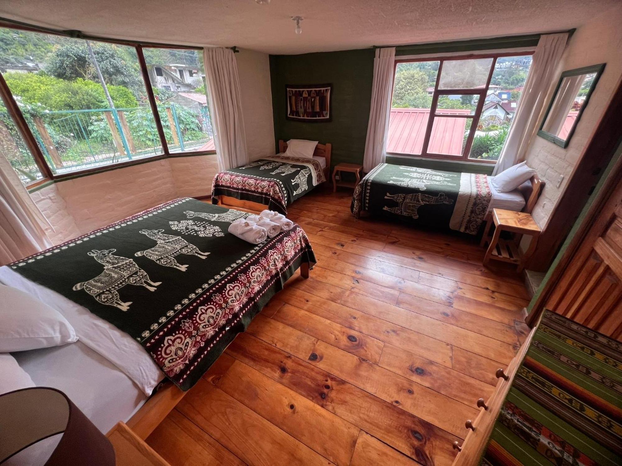 La Casa Verde Eco Guest House Баньос Номер фото