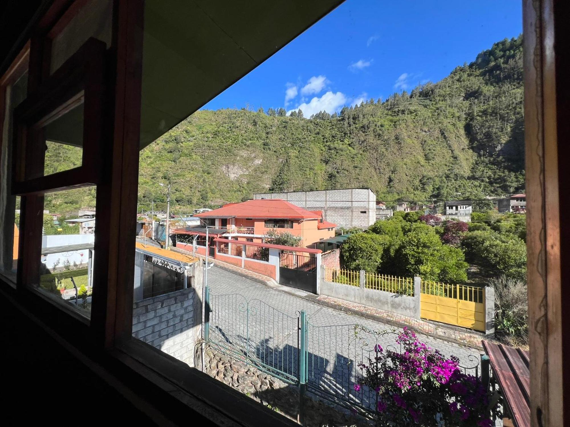 La Casa Verde Eco Guest House Баньос Номер фото