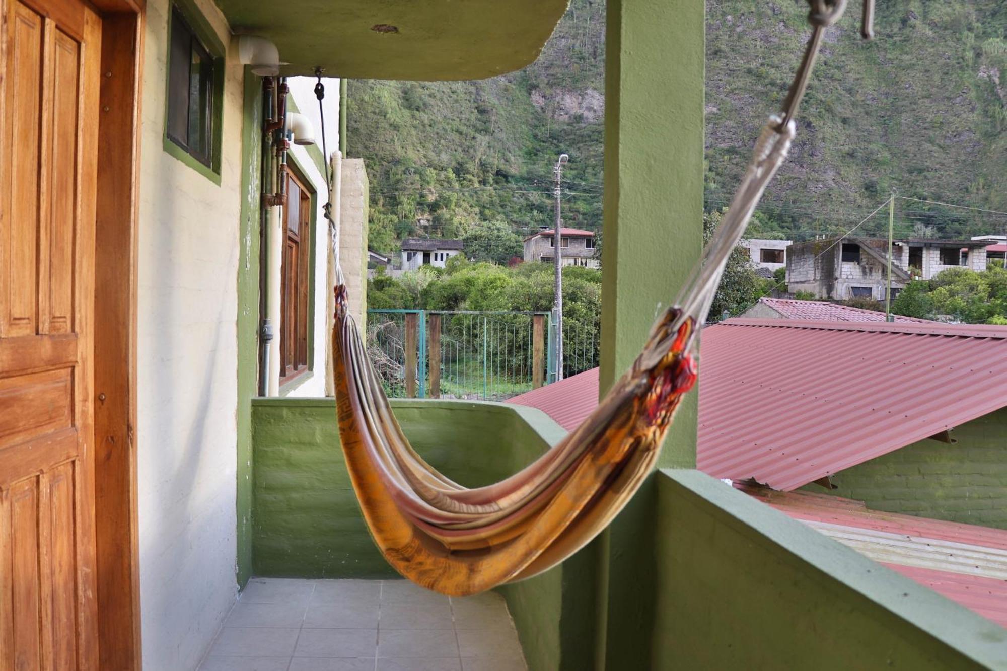 La Casa Verde Eco Guest House Баньос Номер фото