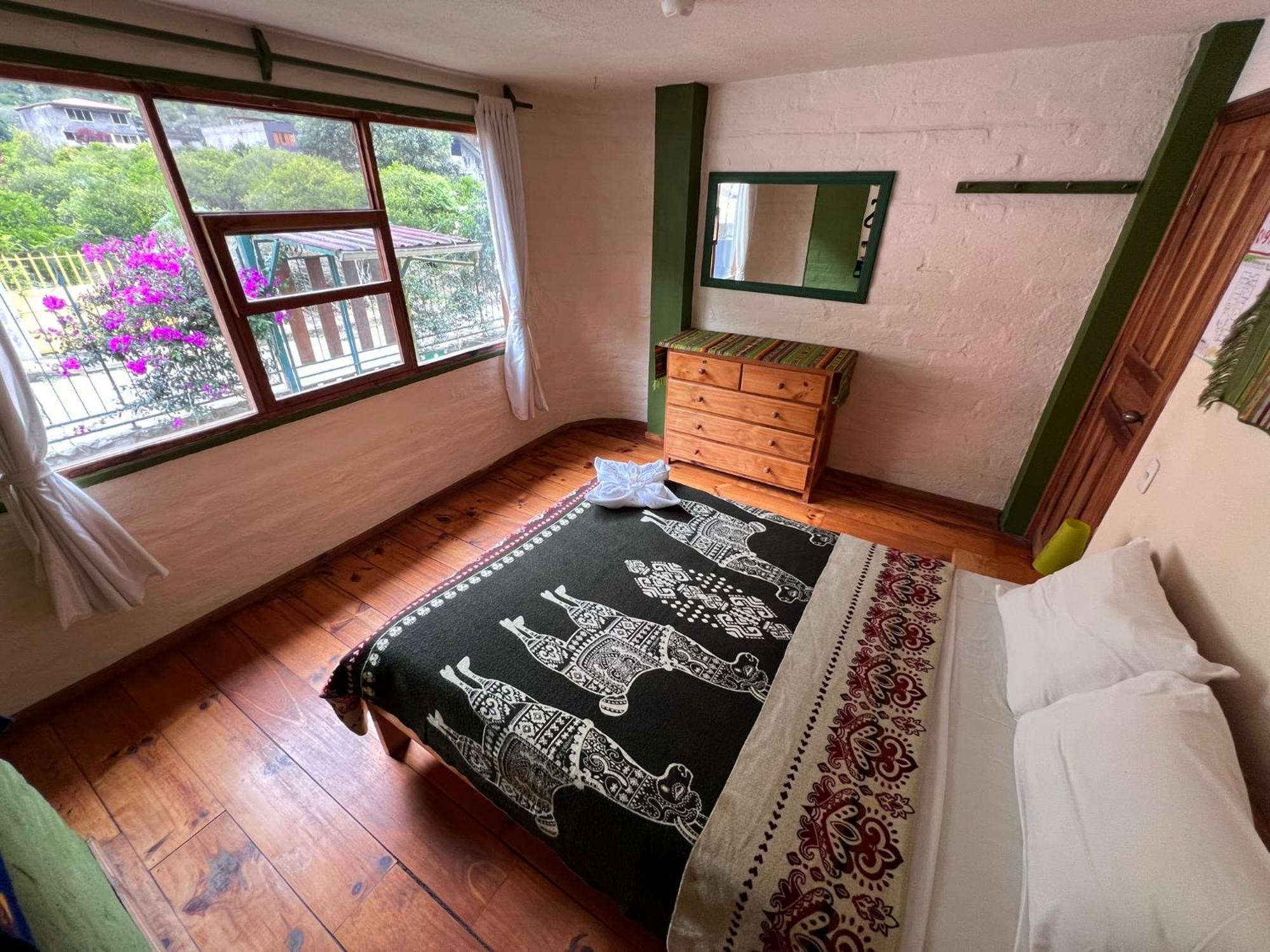 La Casa Verde Eco Guest House Баньос Номер фото