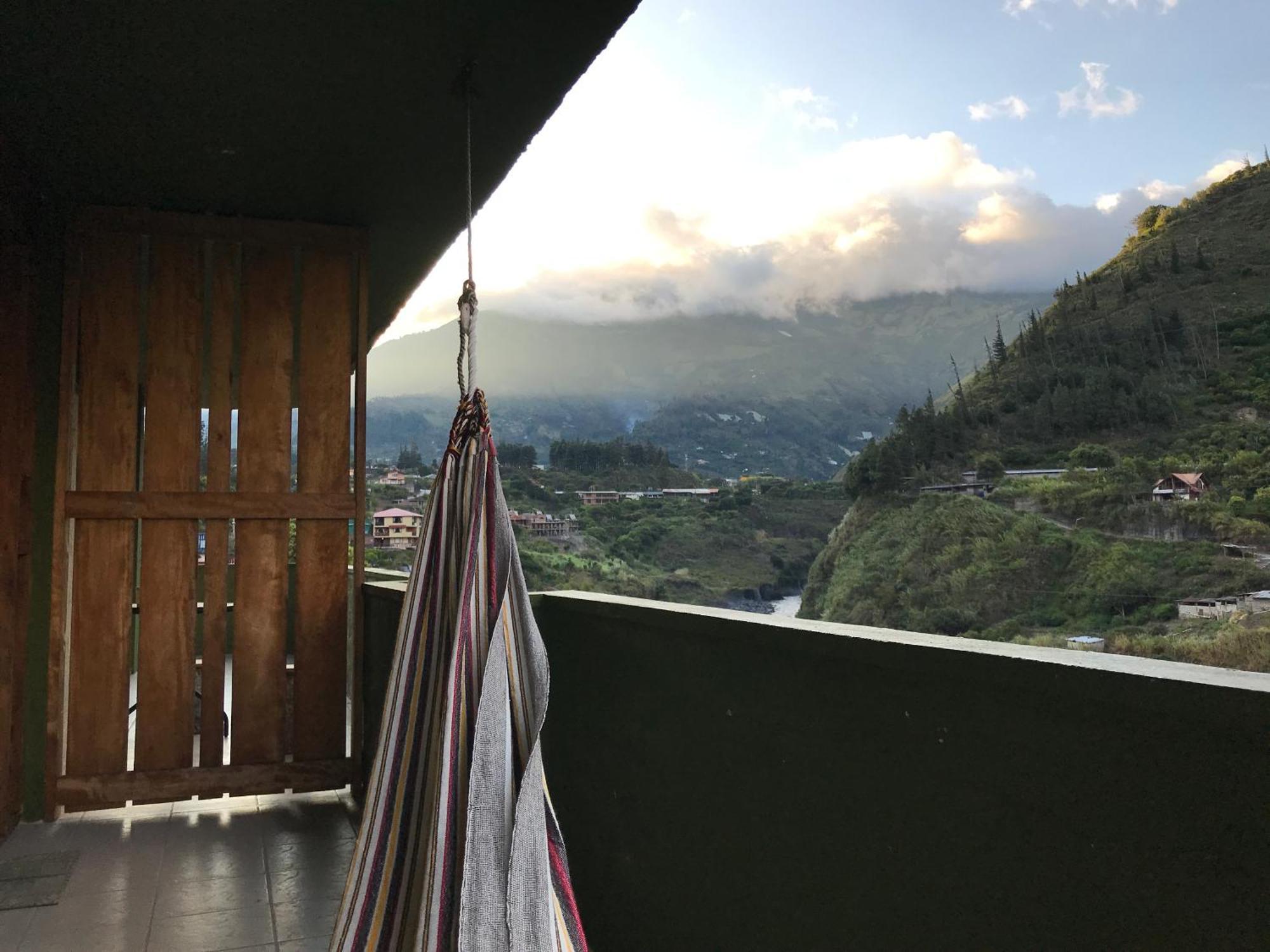 La Casa Verde Eco Guest House Баньос Экстерьер фото