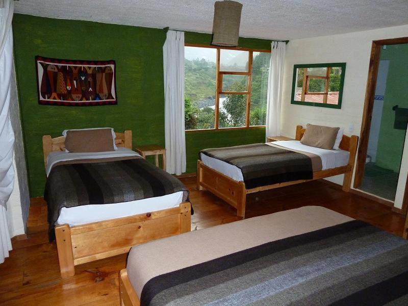 La Casa Verde Eco Guest House Баньос Номер фото